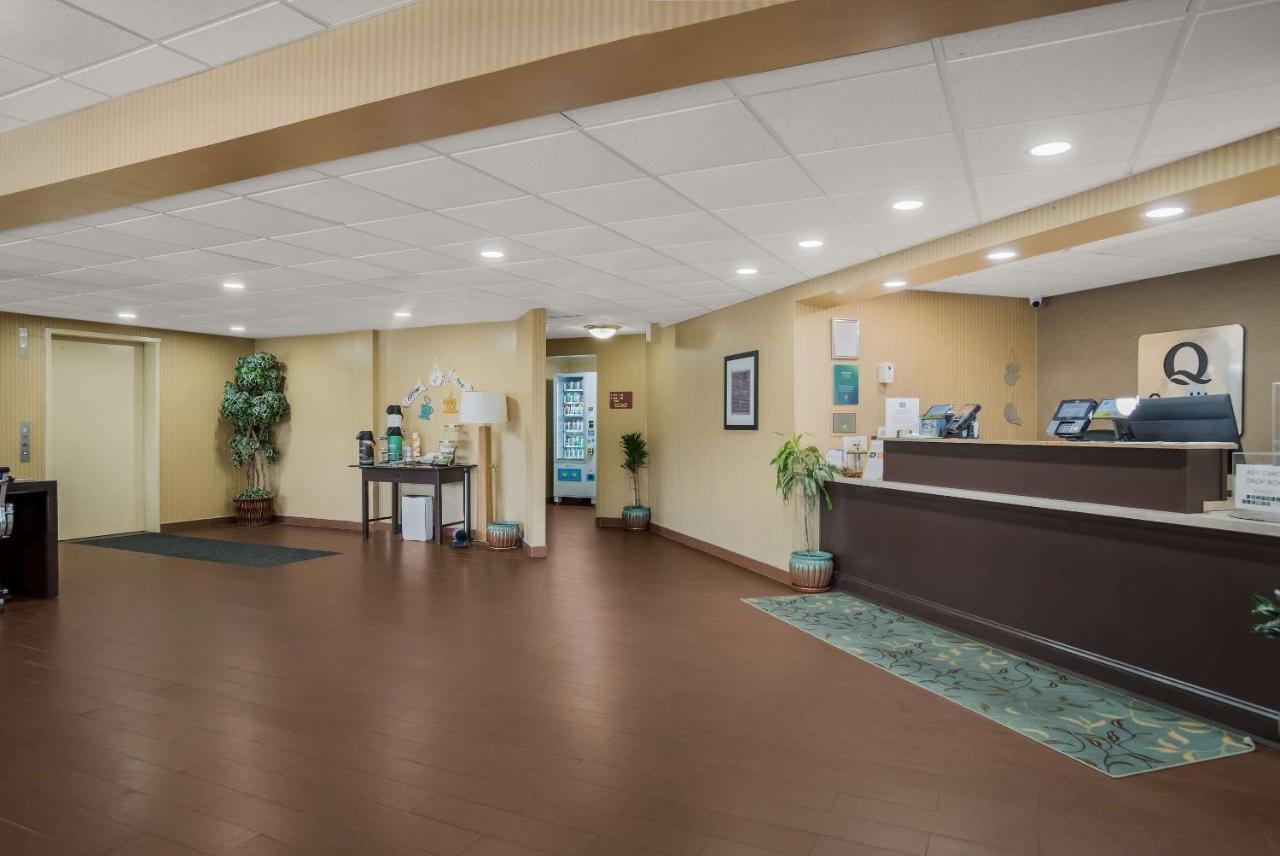 Quality Inn & Suites Chambersburg Eksteriør bilde