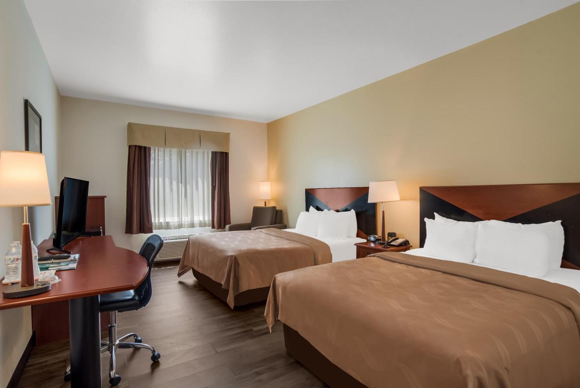 Quality Inn & Suites Chambersburg Eksteriør bilde