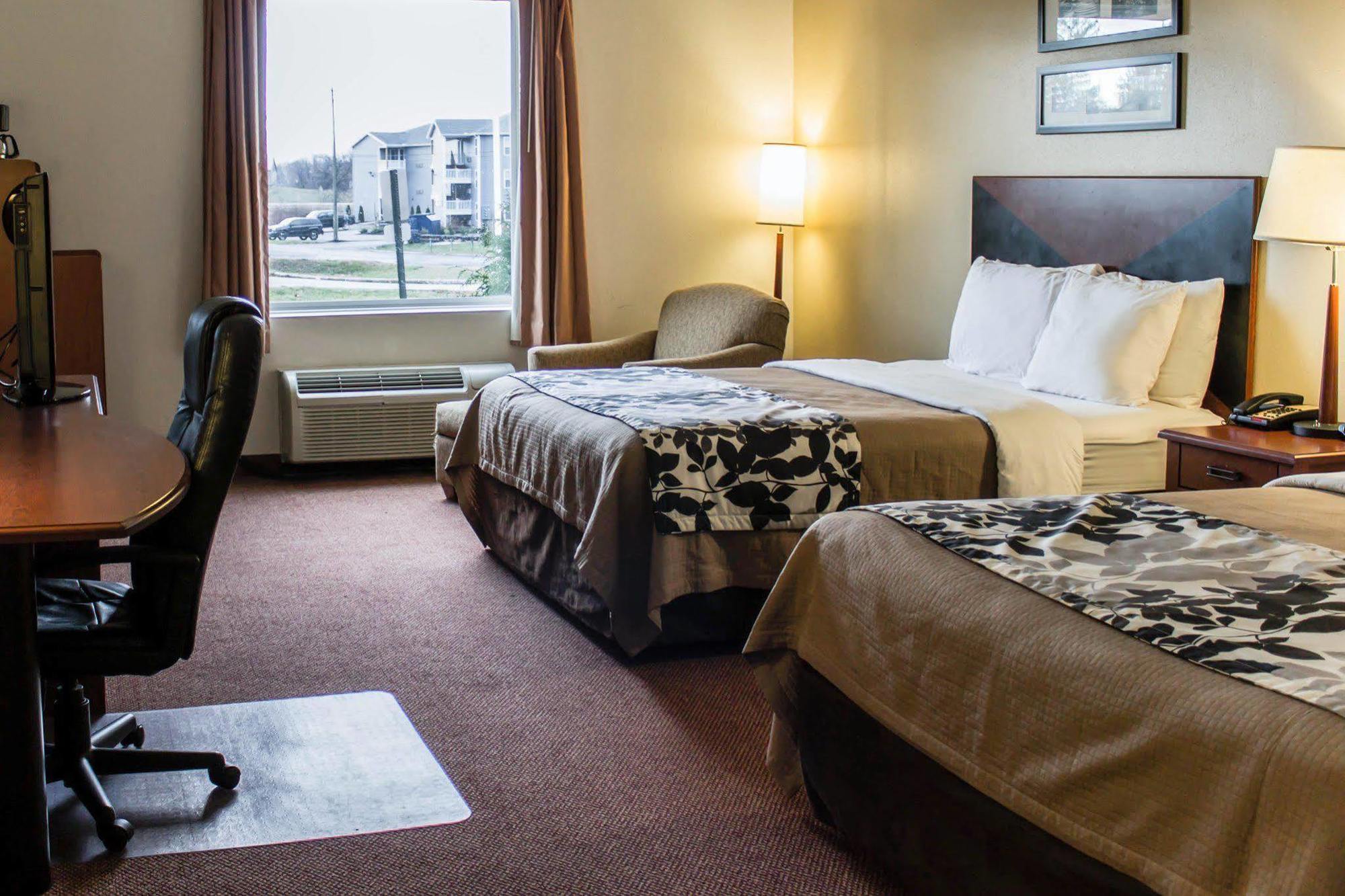 Quality Inn & Suites Chambersburg Eksteriør bilde